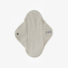 Load image into Gallery viewer, Organic Pantyliner Plus