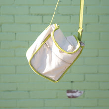 Load image into Gallery viewer, Wool Insulated Natural Lunch Bag - Olive Trim
