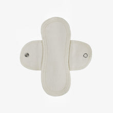 Load image into Gallery viewer, Organic Pantyliner
